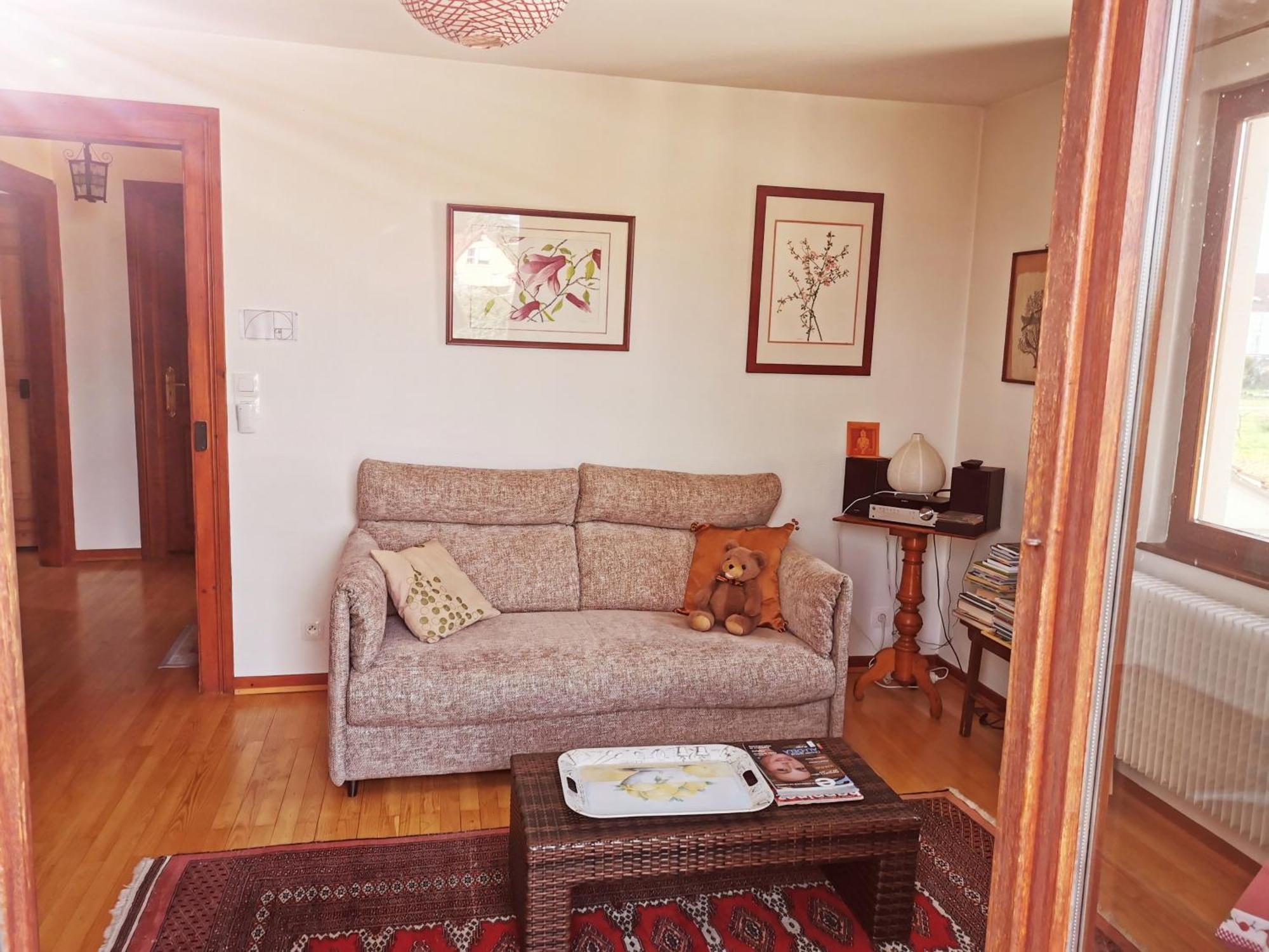 Maison Les 3 Roses Homestay *